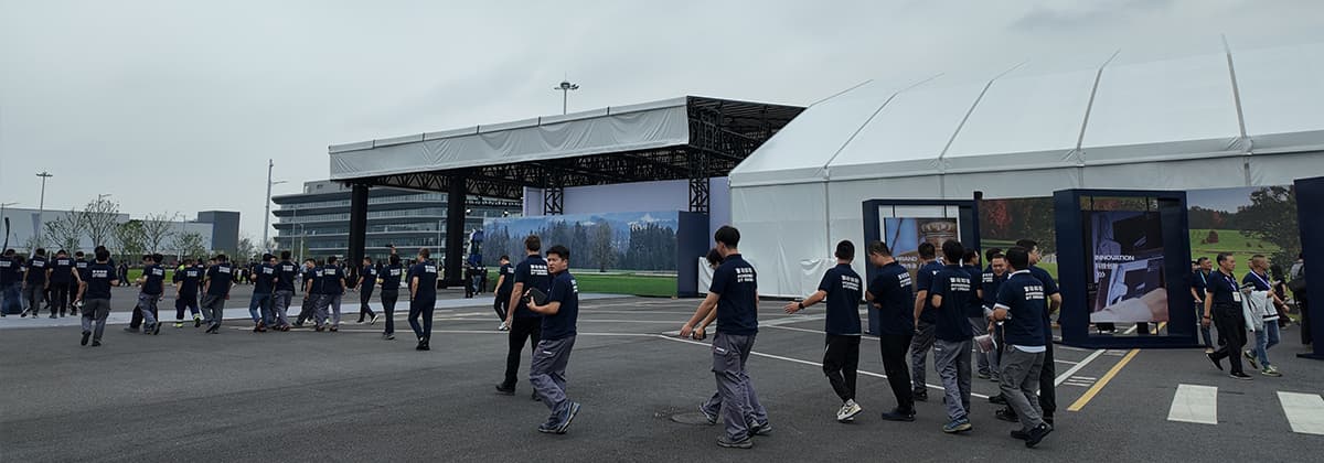 与全球赛事背后的模块化专家直接沟通